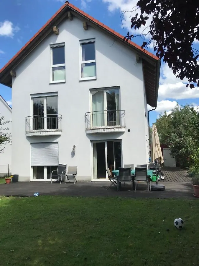 شقة House With Castle View & Art غنزبرغ ألمانيا