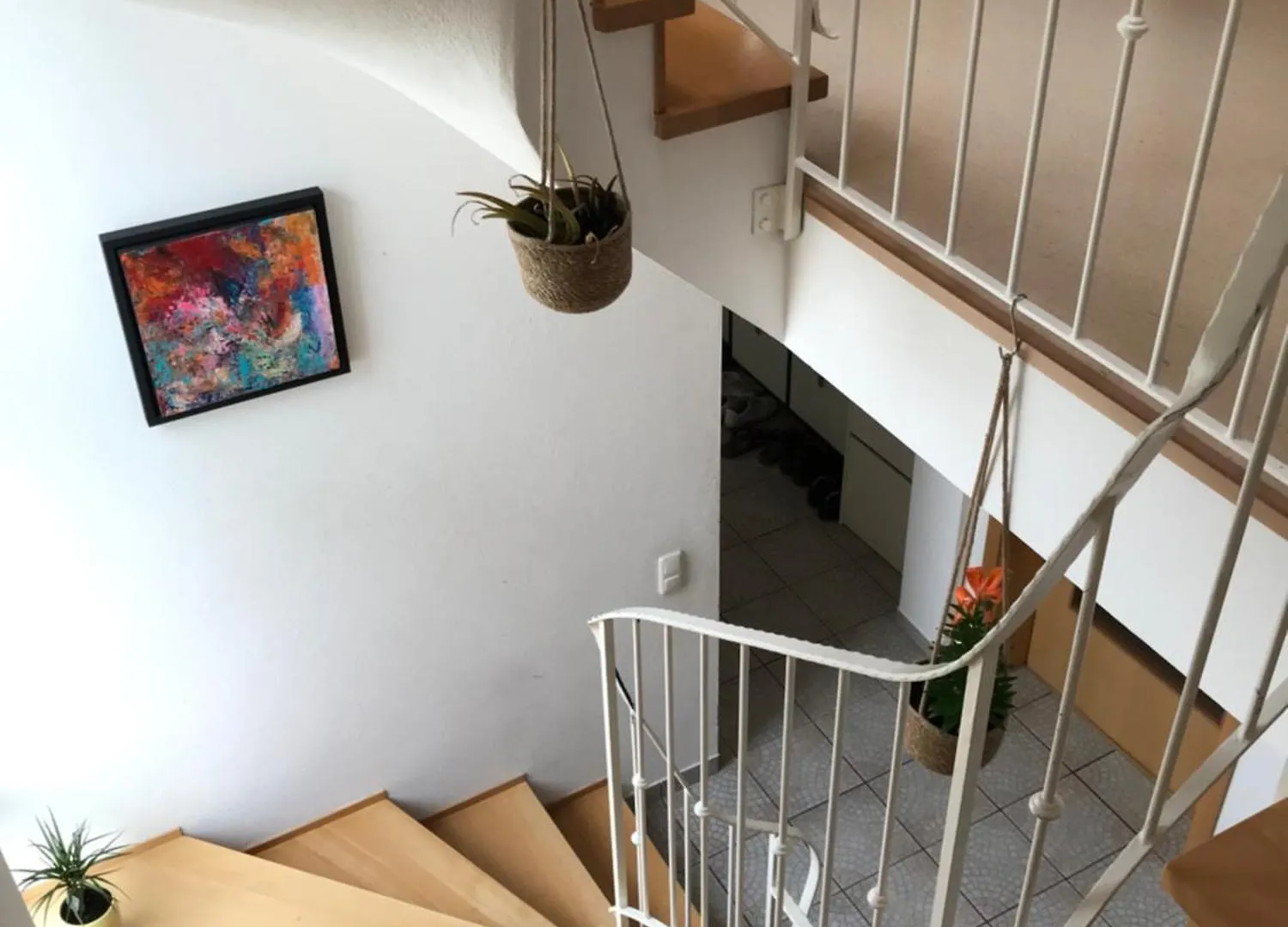 House With Castle View & Art Apartment Guenzburg Germany