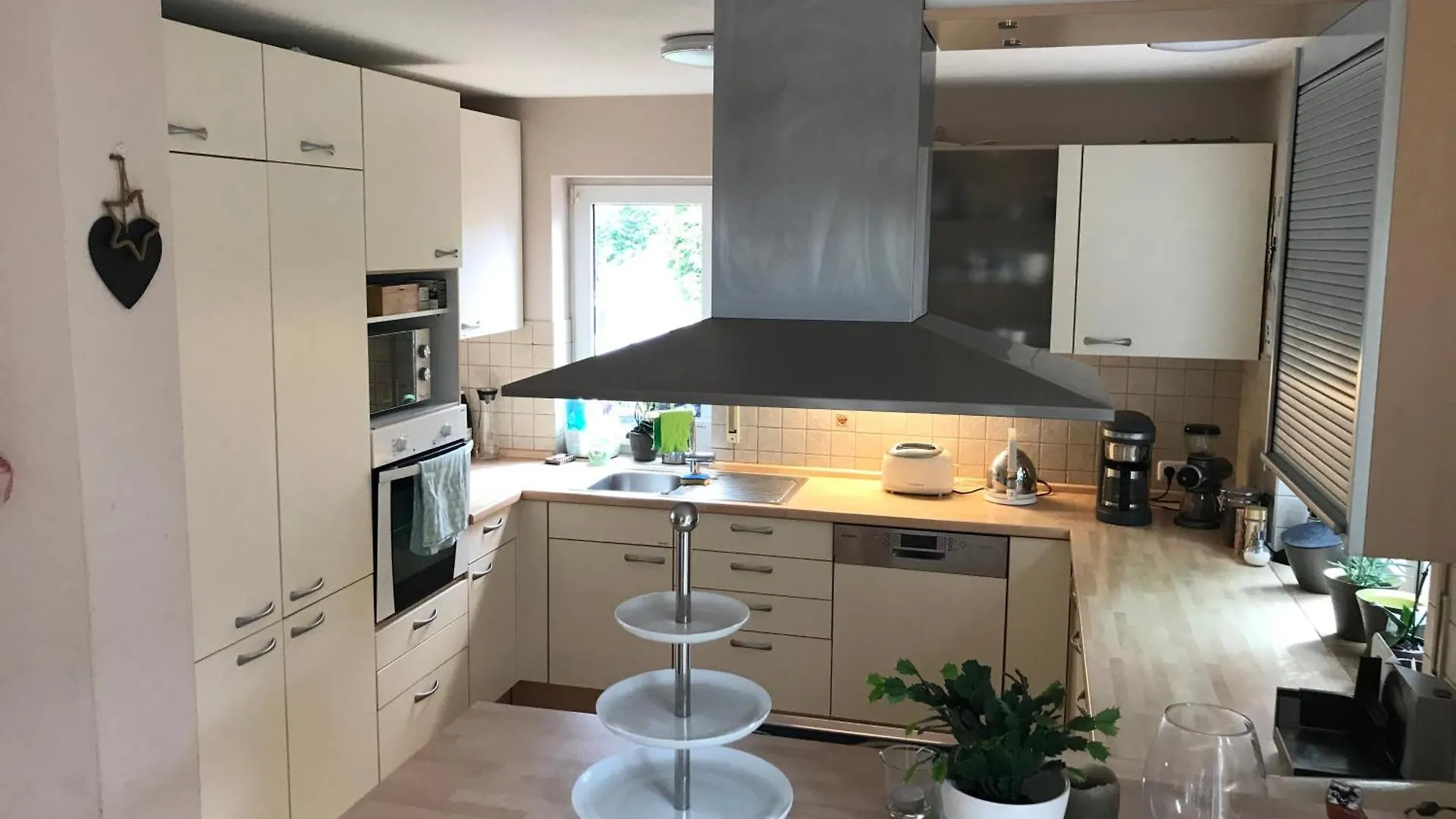 Homestay House With Castle View & Art Apartment Guenzburg Germany